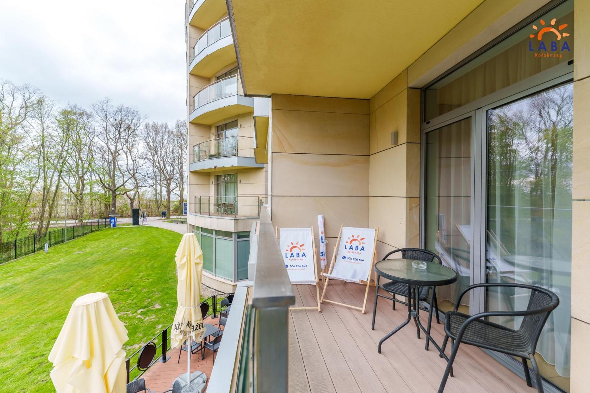 Laba Kolobrzeg Apartamenty Diune Z Parkingiem Extérieur photo